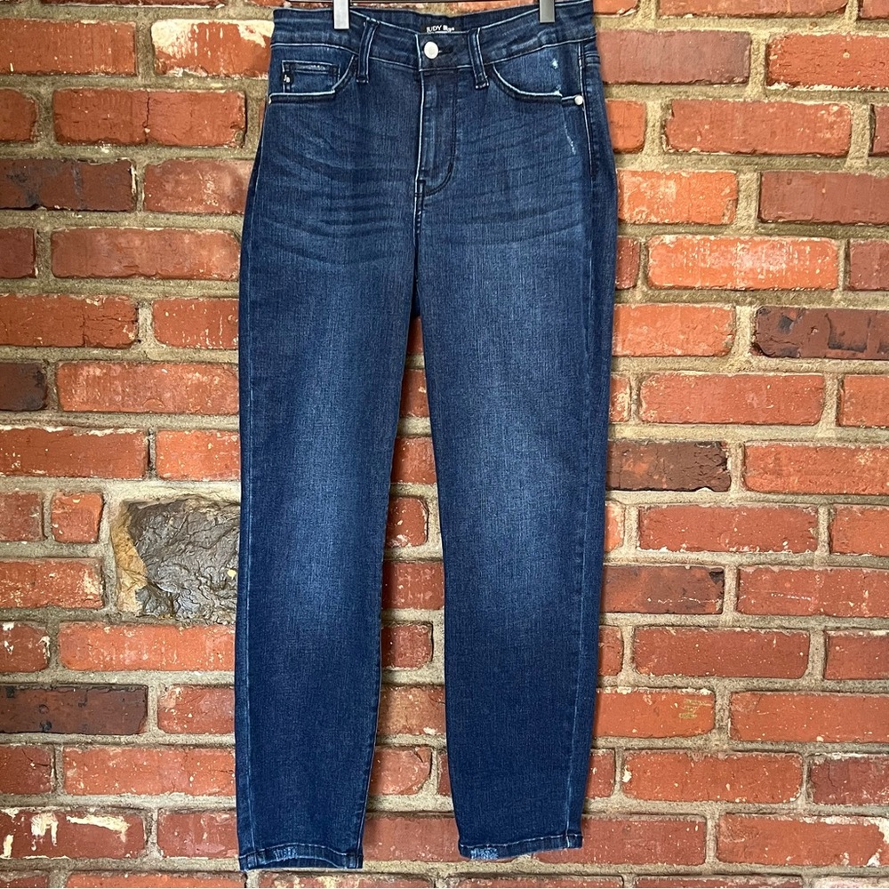 Judy Blue womens High rise boyfriend fit dark wash jeans light distress JB8114DK